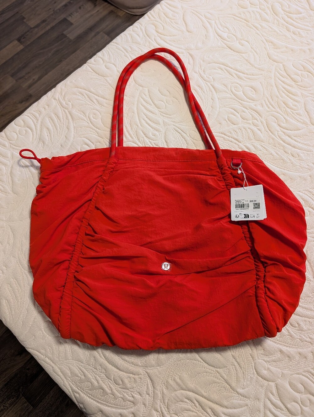 NWT Lululemon Ruched Tote Bag 24L